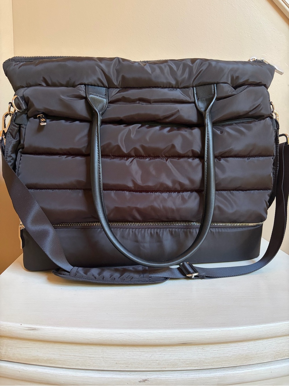 Tote/Overnight/CarryOn Bag-Puffy Nylon  Quilted in Black
